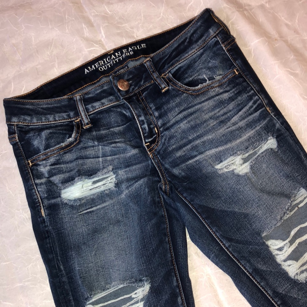American Eagle Outfitters Skinny Distressed jeans